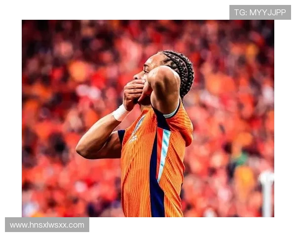 哈维·西蒙斯助攻能力提升，球队整体攻势表现稳健值得关注