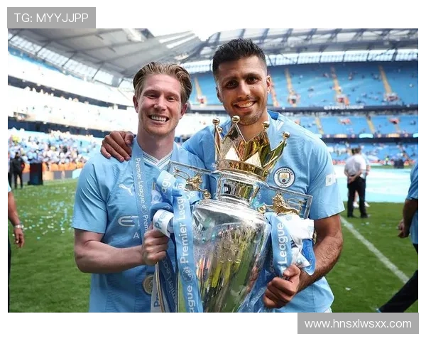 欧洲杯罗德里中场