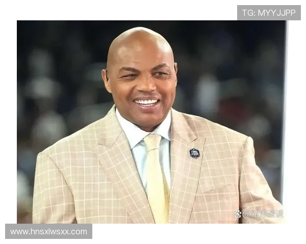 查尔斯·巴克利高效篮板争抢拉开与同时代内线差距